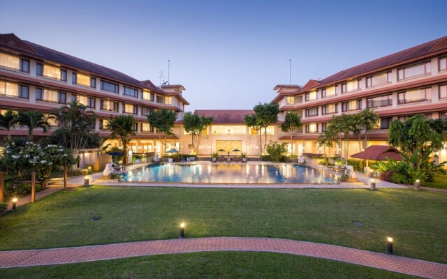 The Imperial River House Resort