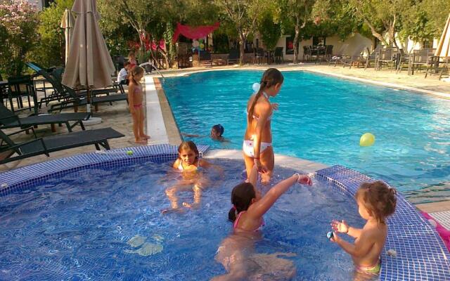 Saily Beach Hotel