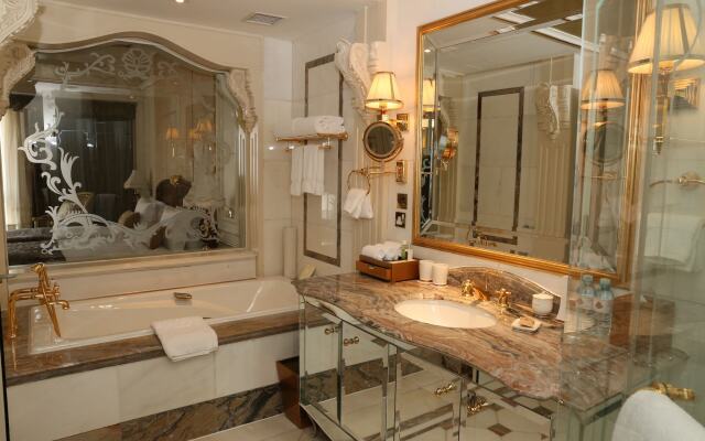 Legendale Hotel Beijing