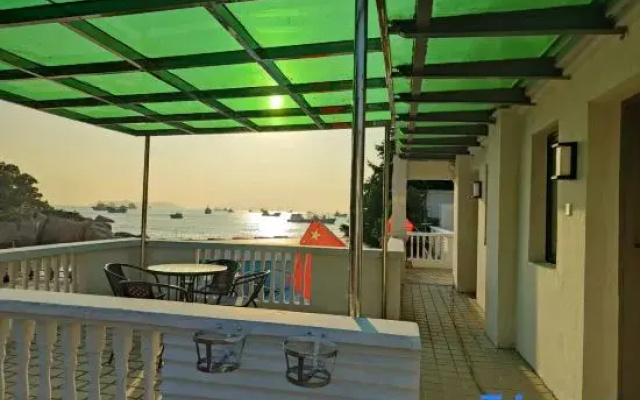 Rainbow Bridge Garden Inn