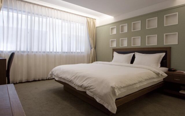 Taiming Hotel