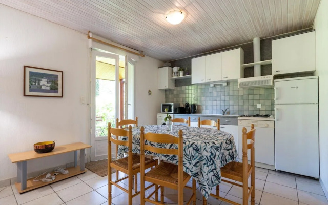 Tranquil Villa in Les Salelles