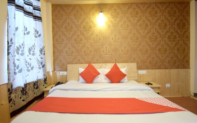 OYO 12275 Crown Hospitality