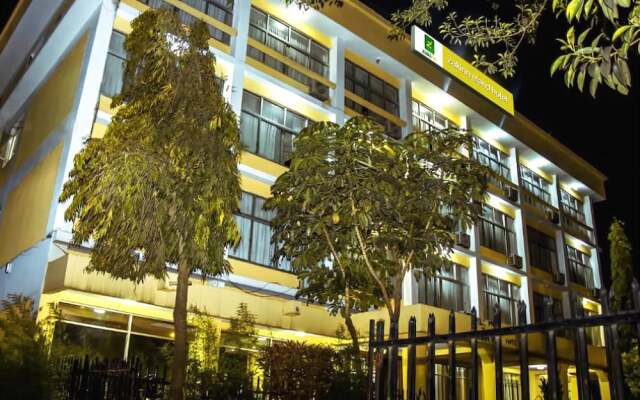 Zakinn Eland Hotel