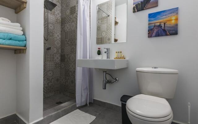 Turibana Plaza Suite 5 w Balcony