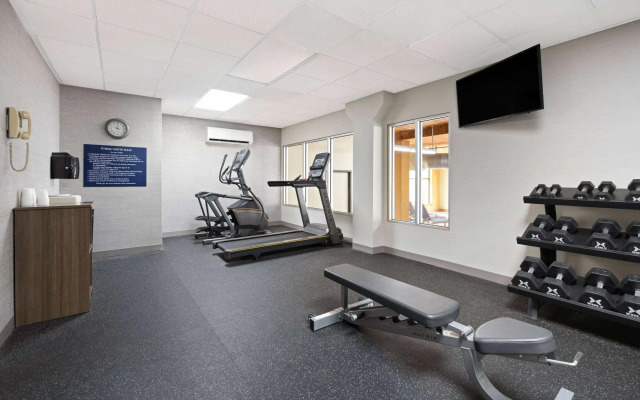Days Inn & Suites by Wyndham Bozeman