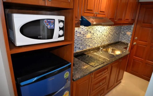 Jomtien Beach Condo 5th Floor Studio Apartment