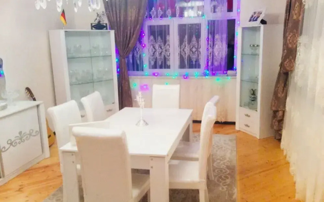 Отель Hause on Ashiq Cuma steet 8
