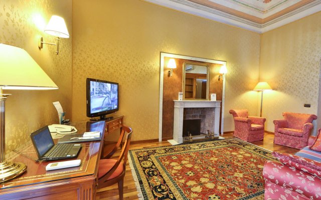 Phi Hotel Cavalieri