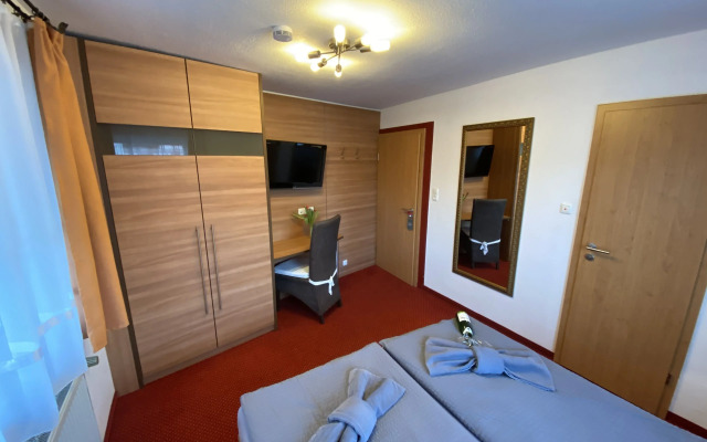 BnB Fliegerhaeusle Hagnau 24h Self Check In