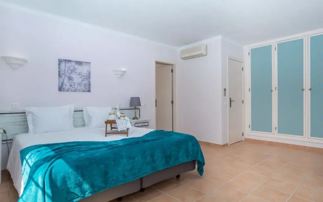 Colina Villas (duplicated -correct ID2750)