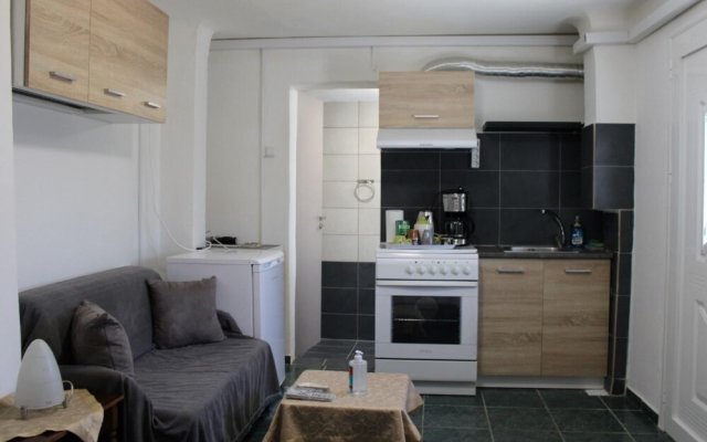 P1-panos Apartment in Porto Rafti