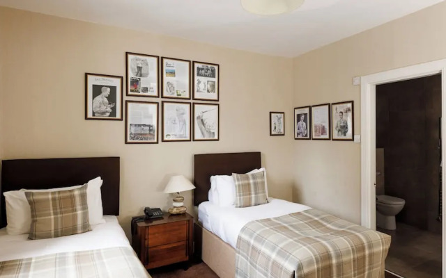 Cleveden House by The Dunvegan