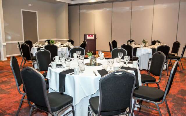 Ramada Hotel & Conference Center by Wyndham Jacksonville