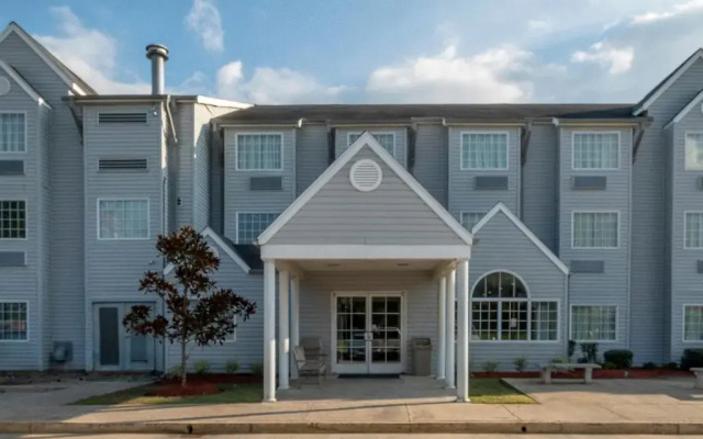Red Roof Inn Sulphur