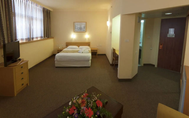 Inbar Hotel