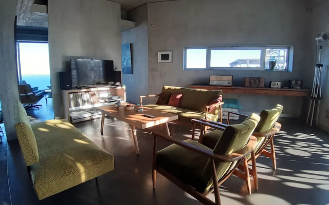 ArtHouse