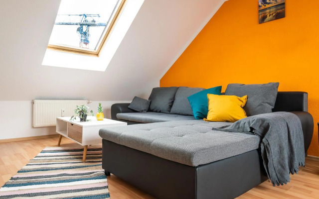 Schöne Dachterasse NETFLIX & PRIME Zentral Modern bis 4 Pers