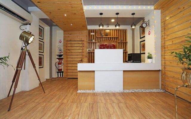 OYO Flagship 604 Ballygunj Kolkata
