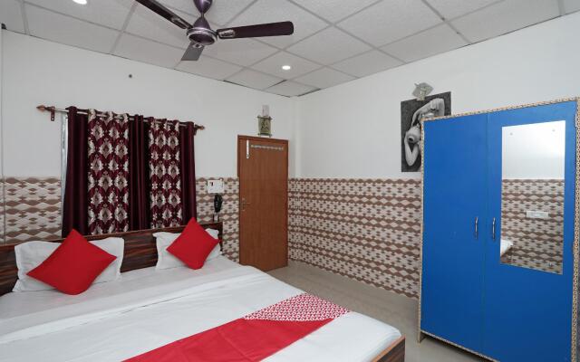 OYO 24224 Varsha Resort