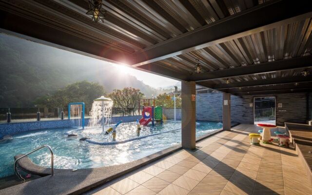 Cloudland Resort