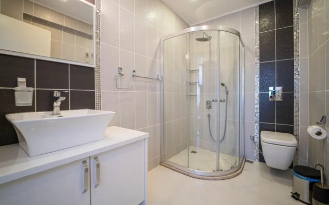 Pleasant House With Private Pool in Fethiye