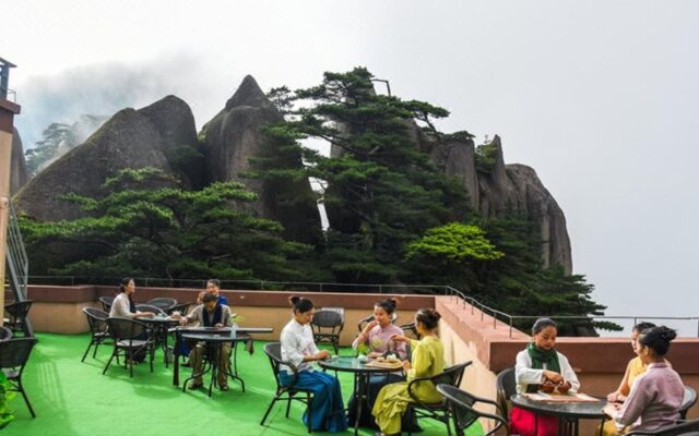 Huangshan Yupinglou Hotel