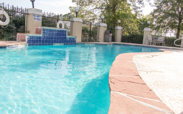 Comfort Inn & Suites Tyler - Lindale