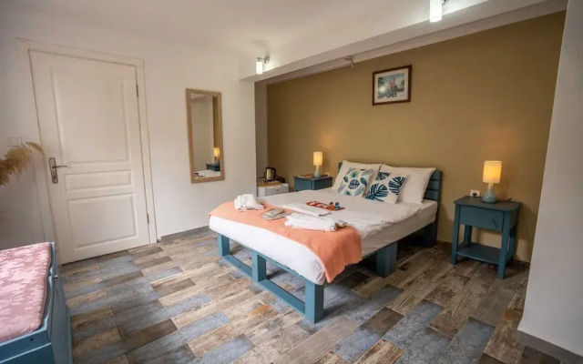 Cunda Ada Kızı Otel