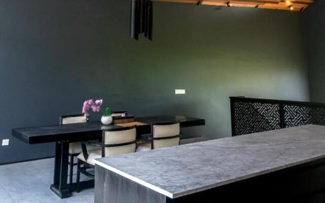 Aster Villa