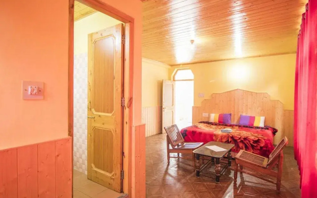 Giriraj Guest House
