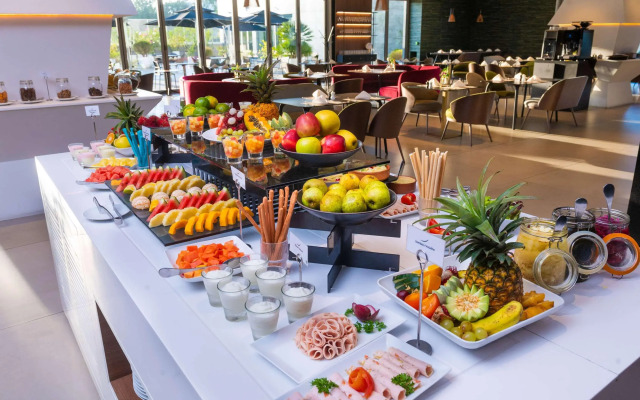 Novotel Convention And Spa