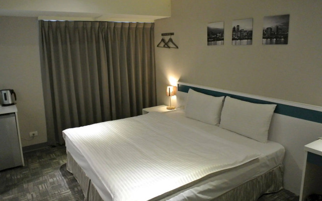 Lumos Inn
