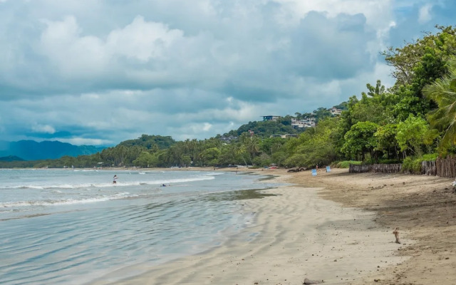 Casa Woodbine Beachfront House