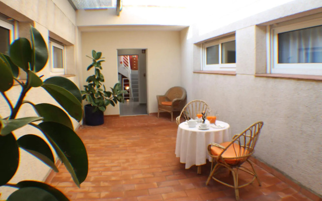 Rescator Resort 326 In Roses