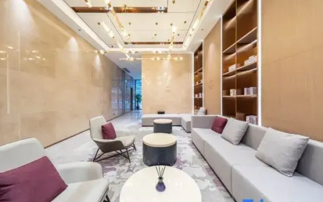 Lavande Hotel (Nanchong Zhonghong International)