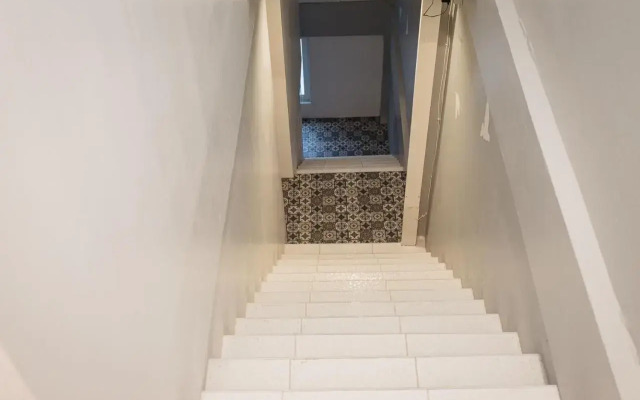 B2 Large + Comfort full kitchen near MRT Bangson