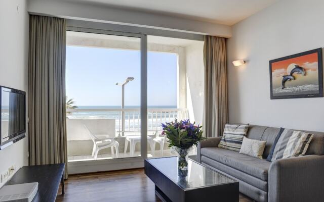 Gorgeous Suite with Ocean View TLV