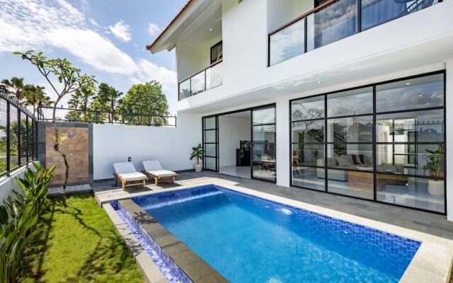 2BR Villa Alba in Canggu by OriVista