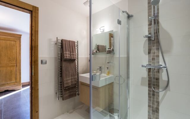 Chalet Allure
