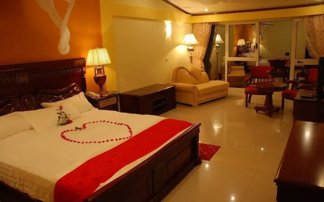 Lewi Resort and Spa
