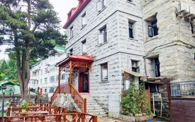 Lushan Dongtian Guesthouse