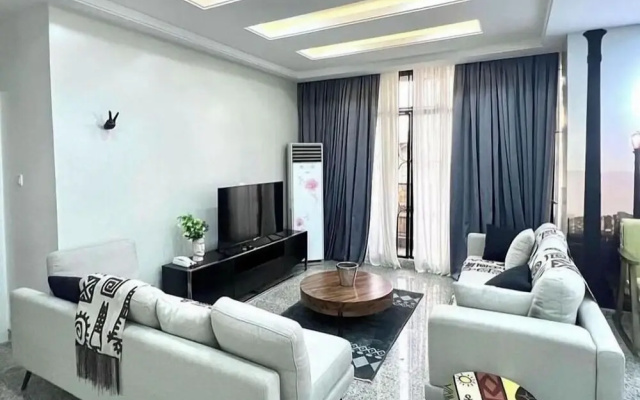 Chidexluxury Shortlet