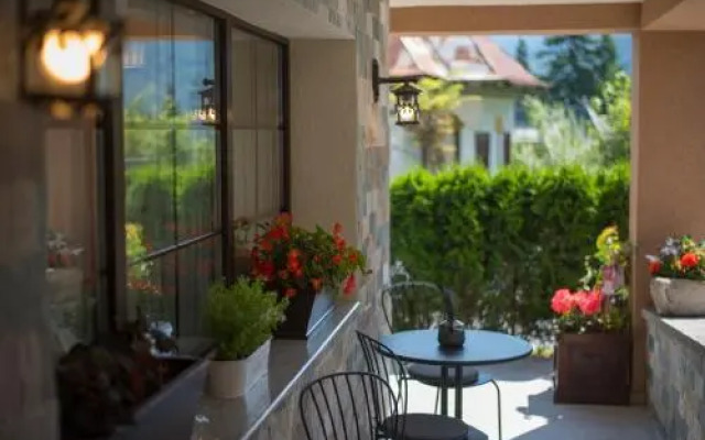 Upper Residence