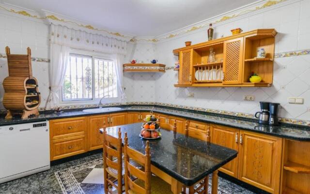 Casa Luna Alora by Ruralidays