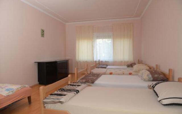 Hostel Kruna