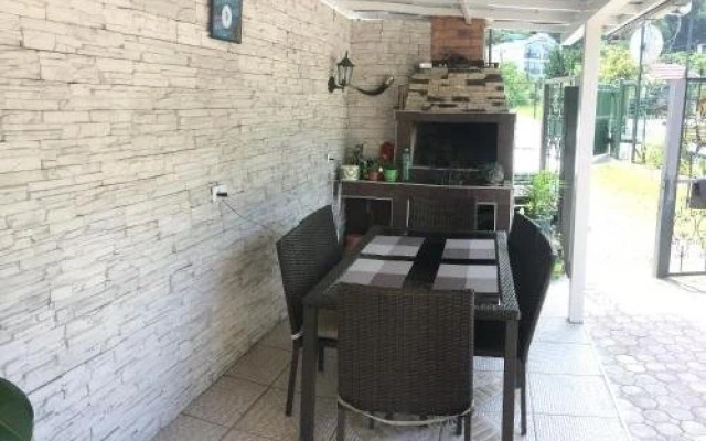 Deluxe Guest House