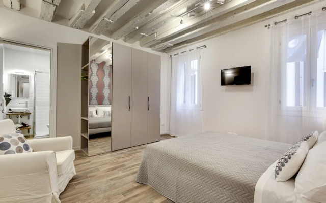 Laguna Luxury 2