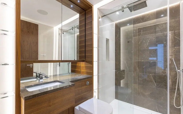 Charming 2BR Apt. Close to Wandsworth Town st