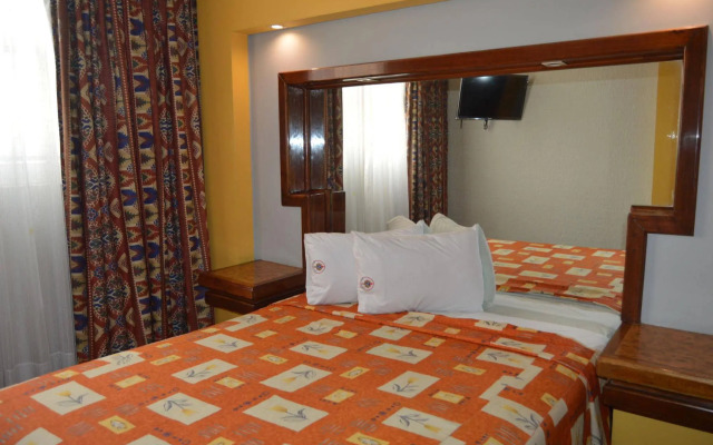 Hotel Mina